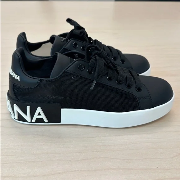 Dolce & Gabbana Black and White Logo Sneakers, new in box. Dust bag included - Picture 3 of 14